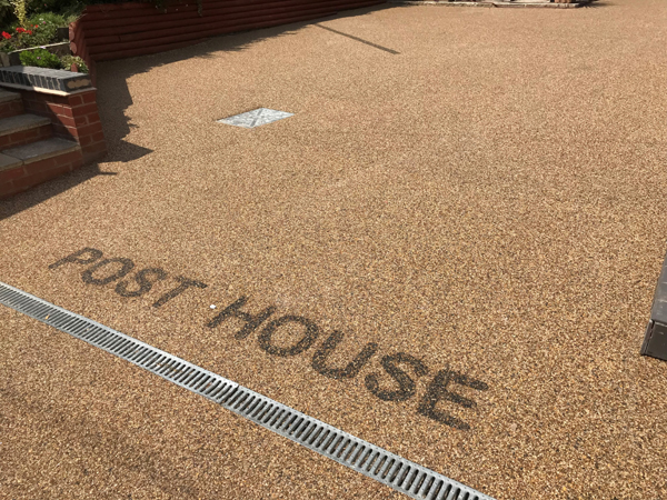 The Post House Bed and Breakfast, Leicestershire Resin Bound Stone Driveway & Car Park
